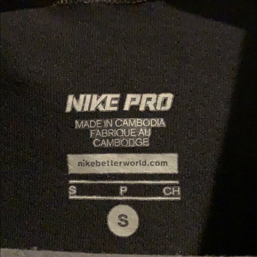Nike Sweater - Picture 3 of 3